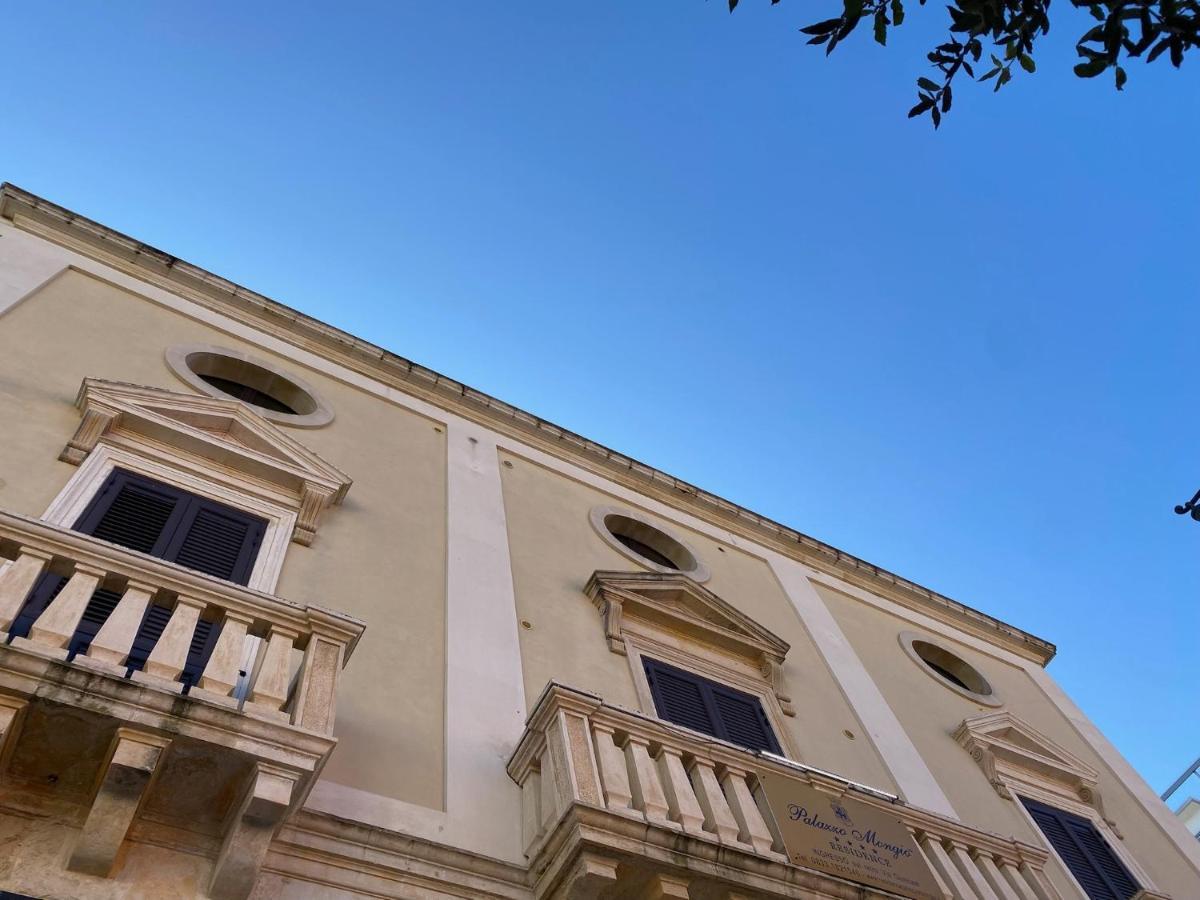 Apartment Palazzo Mongio And Gallipoli